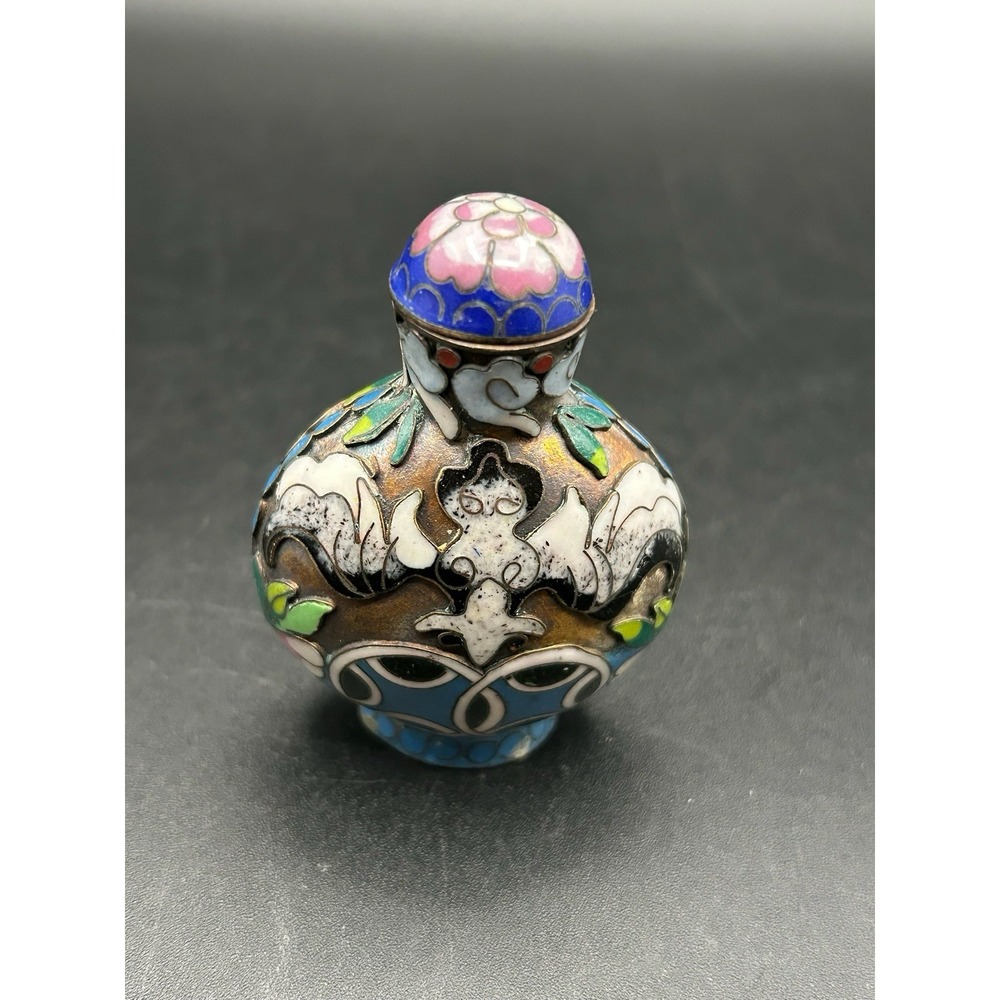 Vintage Chinese Cloisonne Enamel Snuff Bottle Brass Detailed Floral Pattern